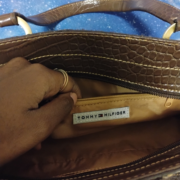 Y2K Tommy Hilfiger Bag - Picture 4 of 6